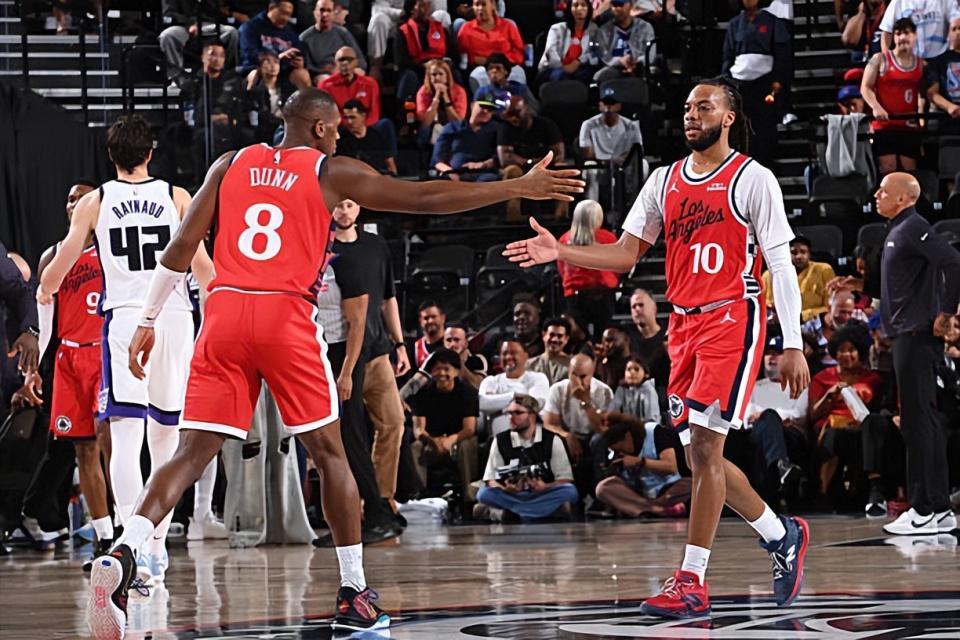 开云登录网址入口-打国王竟然直接哑火了！快船后场大闸的表现令人有些担心？